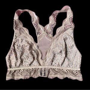 Victoria’s Secret Grey Lace Bralette